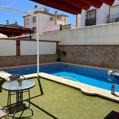 Casa Con Piscina Cerca De Sevilla Exteriör bild