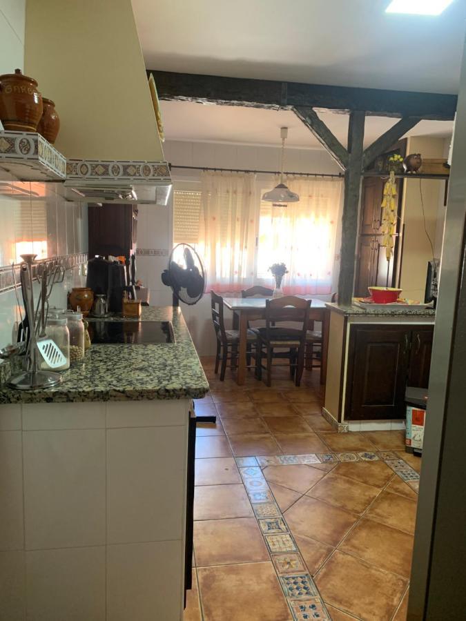 Casa Con Piscina Cerca De Sevilla Exteriör bild